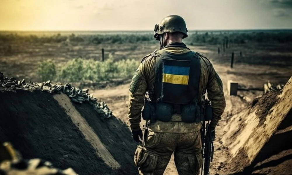 Ουκρανία: Ανακοίνωσε πως έπληξε αεροπορική βάση της Ρωσίας στην Κριμαία